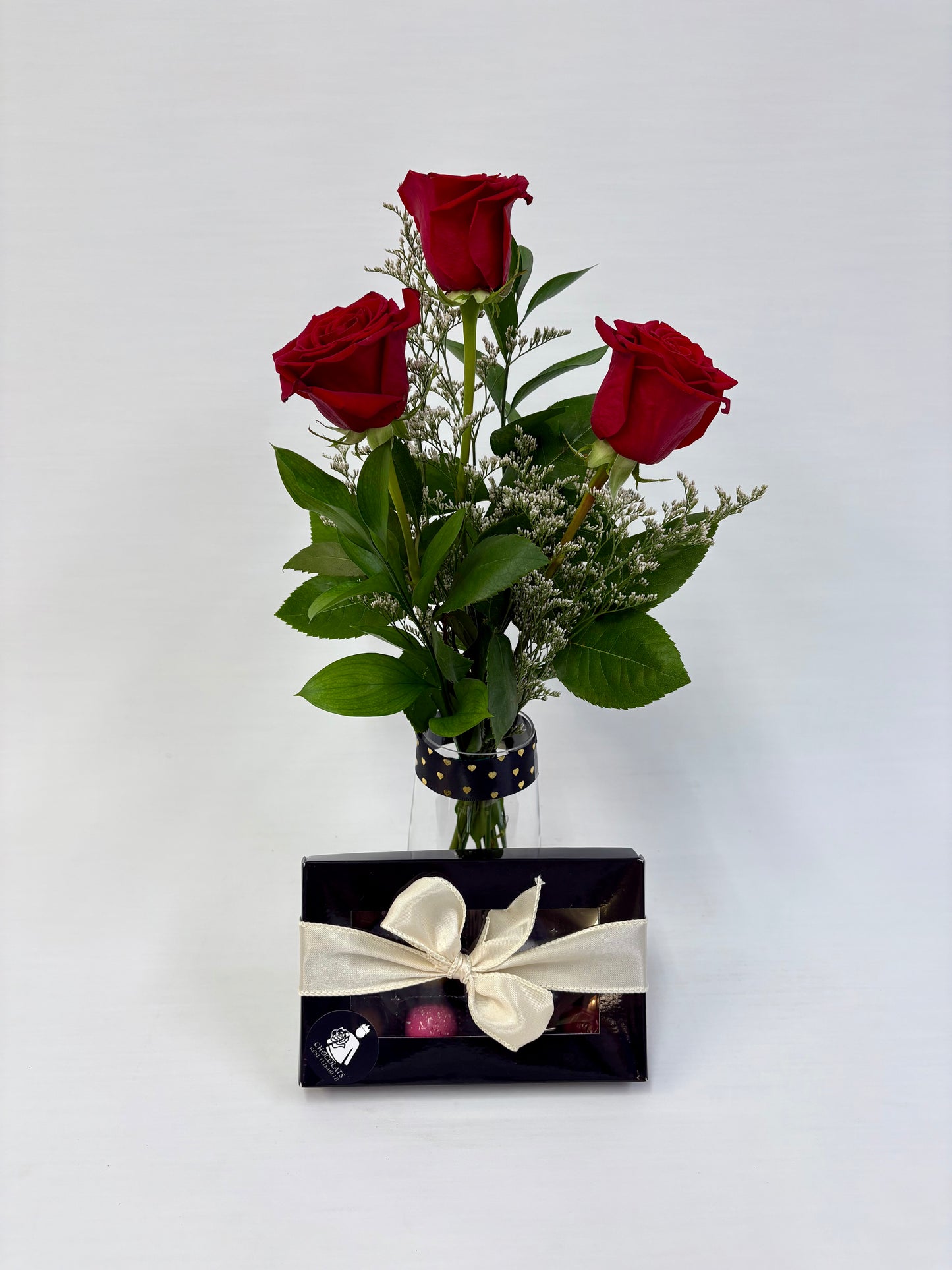 Trio Roses vase et Chocolats