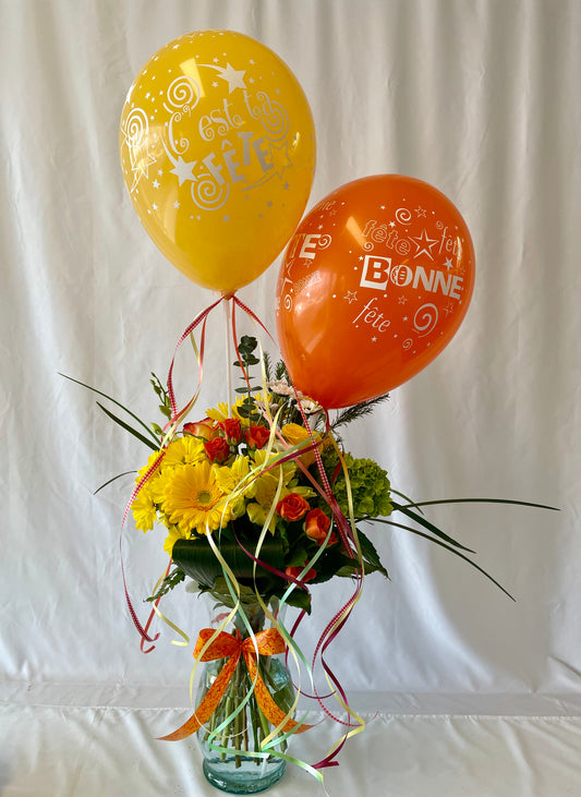 Fleurs et vase et Ballon