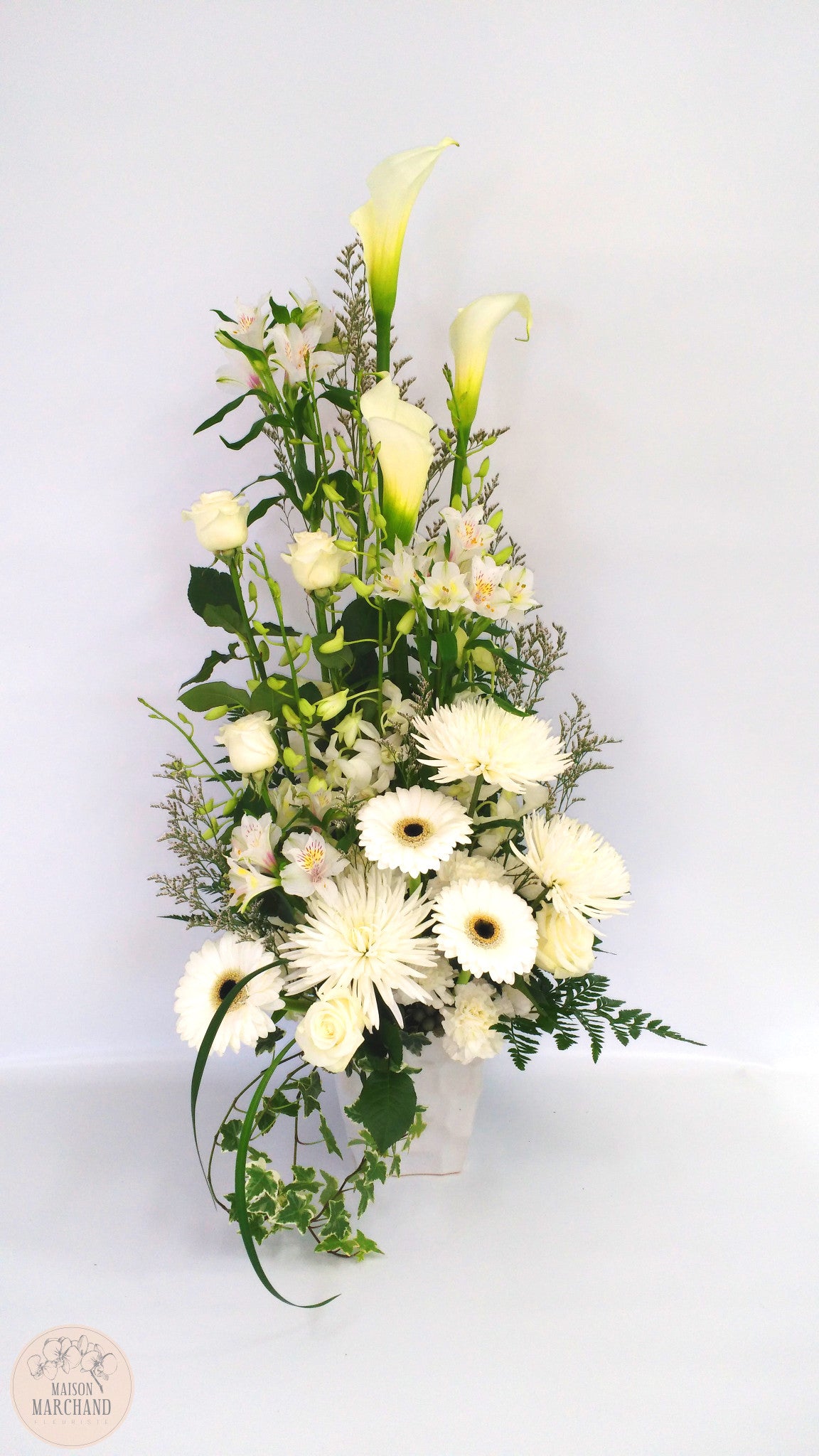 Arrangement funéraire de fleurs blanches
